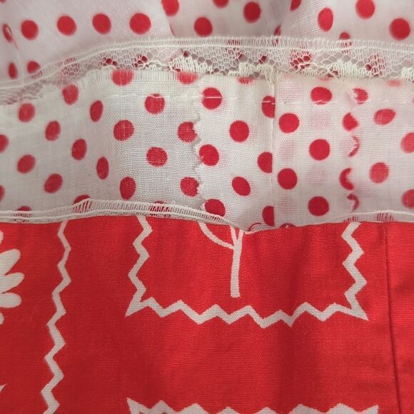 Women's vintage reversible red and white polka‎ dot and floral print shift dress - Picture 6 of 11